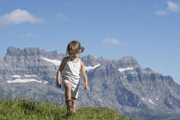 2023年6月2号出生的女孩活泼乐观的名字 寓意丰富的女孩名字